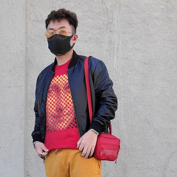 Meet your Posher, Lucas - Picture 2 of 3